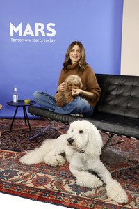 Fototermin mit Eva Padberg zum Welthundetag in Hamburg