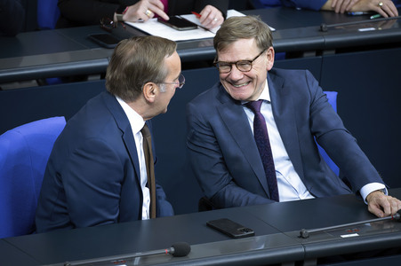 34. Sitzung des Deutschen Bundestages in Berlin