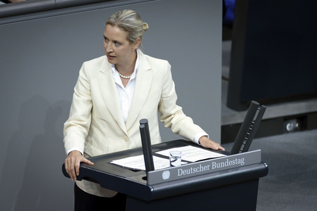 34. Sitzung des Deutschen Bundestages in Berlin