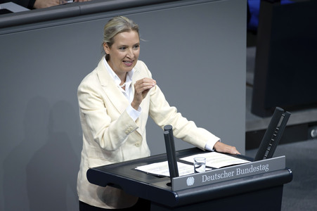 34. Sitzung des Deutschen Bundestages in Berlin