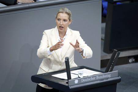 34. Sitzung des Deutschen Bundestages in Berlin