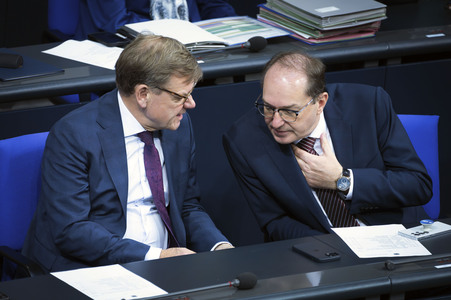 34. Sitzung des Deutschen Bundestages in Berlin