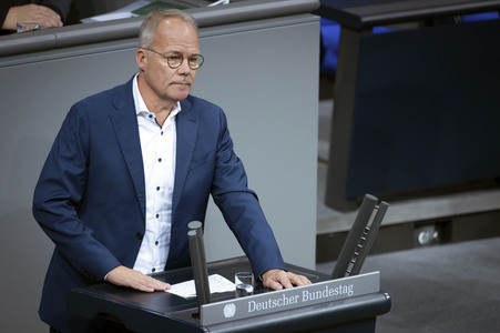 34. Sitzung des Deutschen Bundestages in Berlin