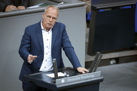 34. Sitzung des Deutschen Bundestages in Berlin