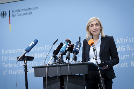 Pressestatement von Nina Warken in Berlin