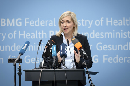 Pressestatement von Nina Warken in Berlin