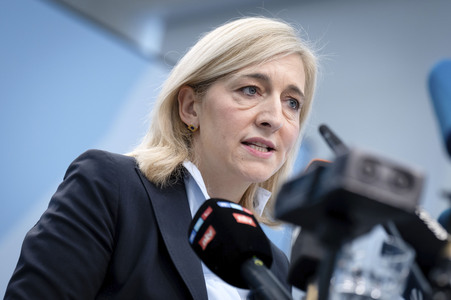 Pressestatement von Nina Warken in Berlin