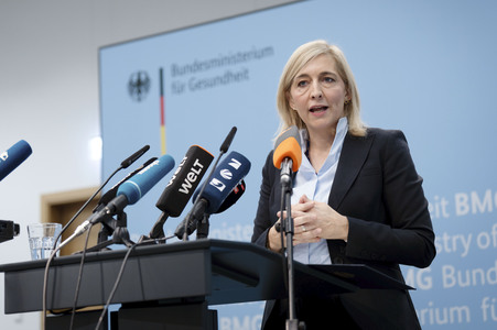 Pressestatement von Nina Warken in Berlin