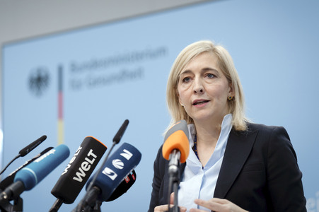 Pressestatement von Nina Warken in Berlin