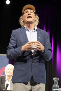 Otto Waalkes auf der lit.Cologne Spezial 2025 in Köln