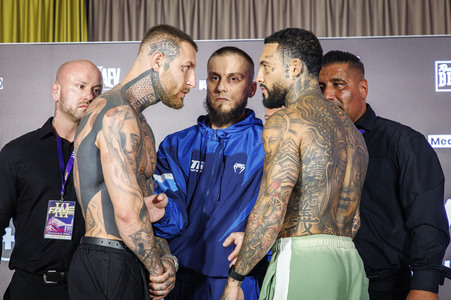 Wiegen zum Boxevent 'Fame Fighting 3' in Essen