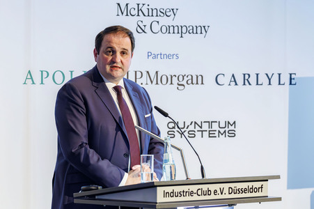 Mittelstand Defense Forum der Initiative 'Mission 2044' in Düsseldorf