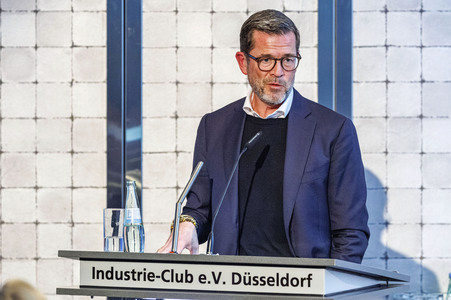 Mittelstand Defense Forum der Initiative 'Mission 2044' in Düsseldorf