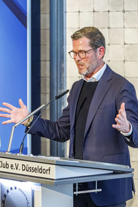 Mittelstand Defense Forum der Initiative 'Mission 2044' in Düsseldorf
