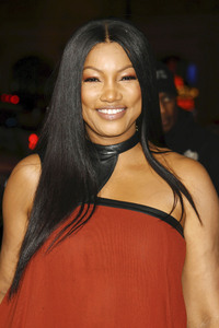 Closing Ceremony und Filmpremiere 'Song Sung Blue', AFI Fest 2025 in Los Angeles