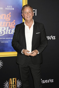 Closing Ceremony und Filmpremiere 'Song Sung Blue', AFI Fest 2025 in Los Angeles