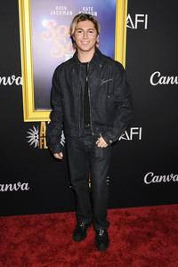 Closing Ceremony und Filmpremiere 'Song Sung Blue', AFI Fest 2025 in Los Angeles