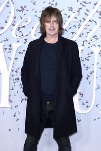 Seirenpremiere 'The Death of Bunny Munro' in London