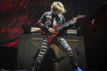 Konzert von Beast in Black in Hambung