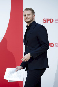 Pressekonferenz mit dem SPD-Generalsekretär in Berlin