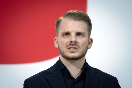 Pressekonferenz mit dem SPD-Generalsekretär in Berlin