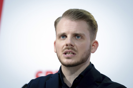 Pressekonferenz mit dem SPD-Generalsekretär in Berlin