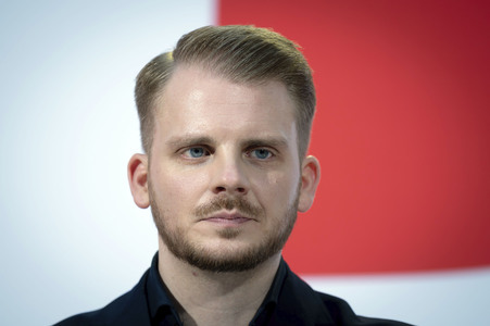 Pressekonferenz mit dem SPD-Generalsekretär in Berlin