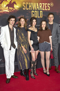 Serienpremiere 'Schwarzes Gold' in Hannover