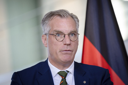 Pressestatement im Anschluss an den Stahlgipfel in Berlin