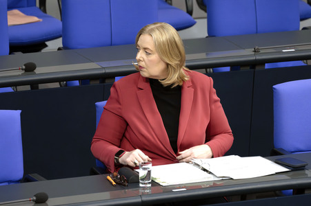 39. Sitzung des Deutschen Bundestages in Berlin