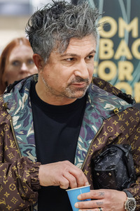 Charity-Wald Eröffnung in der Galeria Düsseldorf