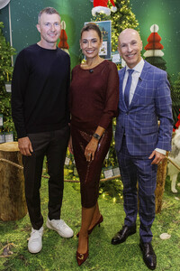 Charity-Wald Eröffnung in der Galeria Düsseldorf