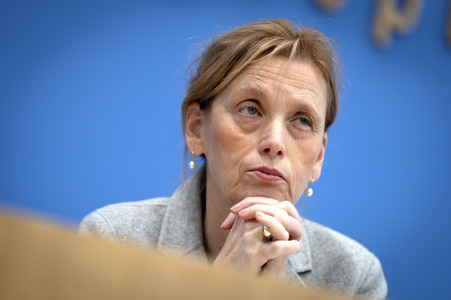 Bundespressekonferenz 'Aktuelle Herausforderungen beim Kinder- und Jugendschutz in der digitalen Welt' in Berlin