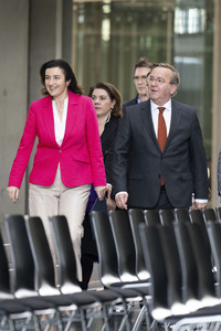 Pressekonferenz zur Weltraumsicherheitsstrategie der Bundesregierung in Berlin