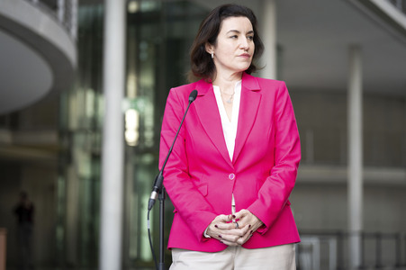 Pressekonferenz zur Weltraumsicherheitsstrategie der Bundesregierung in Berlin