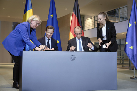 Unterzeichnung der deutsch-schwedischen Innovationspartnerschaft in Berlin