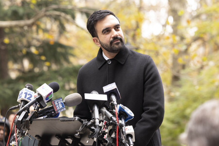 Pressekonferenz mit Zohran Mamdani in New York