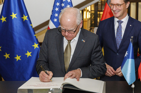 Empfang des Gouverneurs von Minnesota in Düsseldorf