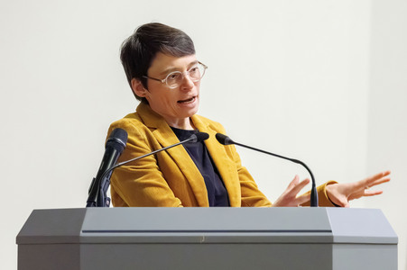 NRW Studienpräsentation 'Sorgerechtsentzug bei lesbischen Mütt