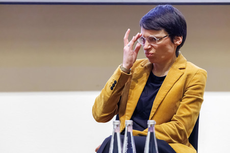 NRW Studienpräsentation 'Sorgerechtsentzug bei lesbischen Mütt