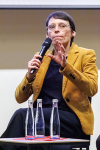 NRW Studienpräsentation 'Sorgerechtsentzug bei lesbischen Mütt