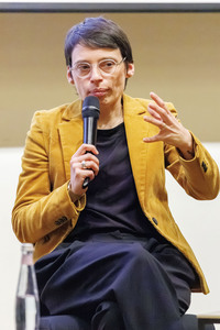 NRW Studienpräsentation 'Sorgerechtsentzug bei lesbischen Mütt