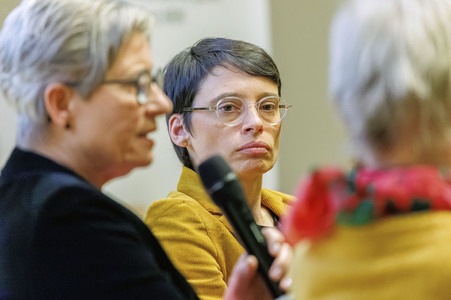 NRW Studienpräsentation 'Sorgerechtsentzug bei lesbischen Mütt