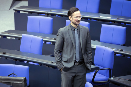 42. Sitzung des Deutschen Bundestages in Berlin