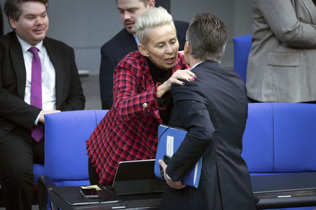 42. Sitzung des Deutschen Bundestages in Berlin