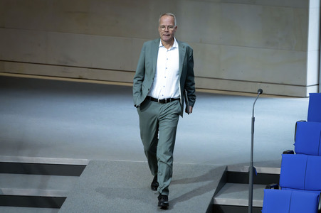 42. Sitzung des Deutschen Bundestages in Berlin