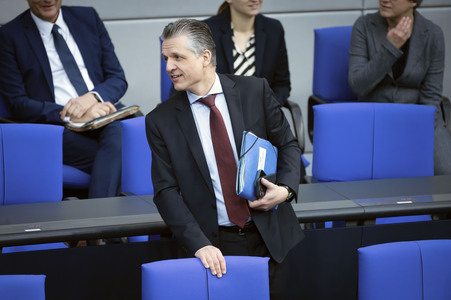 42. Sitzung des Deutschen Bundestages in Berlin