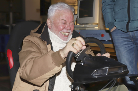 Taco und Thorsten Laussch auf dem Weihnachtmarkt in Hamburg