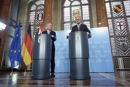 Antrittsbesuch von Bundeskanzler Friedrich Merz im Roten Rathaus in Berlin