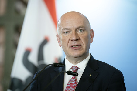 Antrittsbesuch von Bundeskanzler Friedrich Merz im Roten Rathaus in Berlin